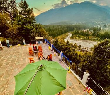Nohar Hotel | Snow Clad Riverview Hotel & Resort, Manali