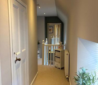 Central Aberdeen House | Snow Cottage, Old Aberdeen, 3 bedroom luxury