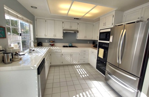 Via Marina House | Snowbird Rental 2-bedroom house in peaceful Port Hueneme - Ventura Area.