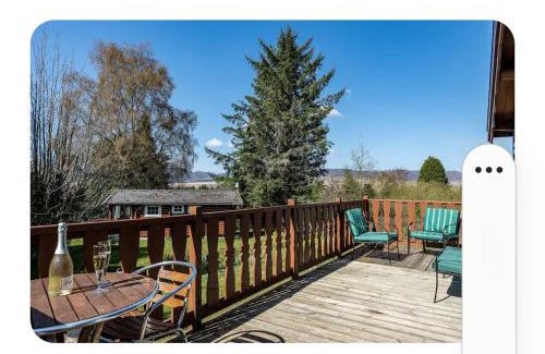 Bronaber Apartment | Snowdonia Escapes # TRANQUIL CABIN with Views, Wi-Fi, Dog Friendly & Parking