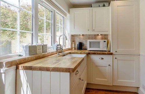 Wetherby Cottage | Snowdrop Cottage