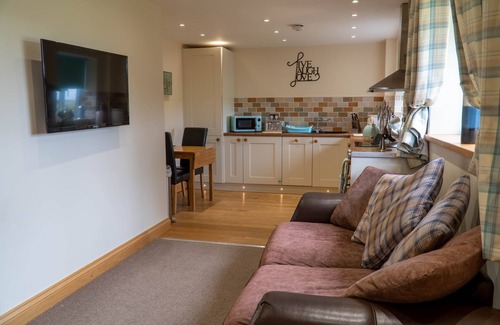 Newton in Furness Cottage | Snowdrop Cottage - Single level property with Hot Tub.