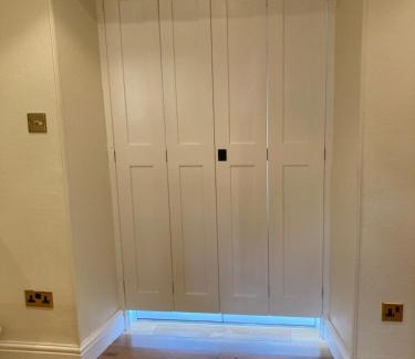 Haverfordwest House | Snowdrop cottage @ Ty-llwyd