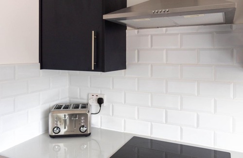 Blantyre House | Snug Modern Home in Blantyre