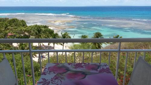 Anse des Rochers Apartment | So Chic