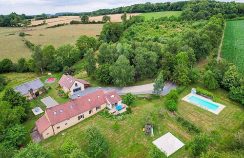 Saint-Bomer Villa | So Villa Terres Douces (28) - Heated pool - Basketball - 1h30 Paris - 30p.