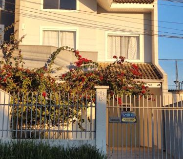 Guabirotuba House | Sobrado do Guabi