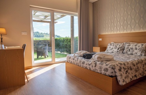 Valenca do Douro Bed & Breakfast | Socalcos Do Douro House