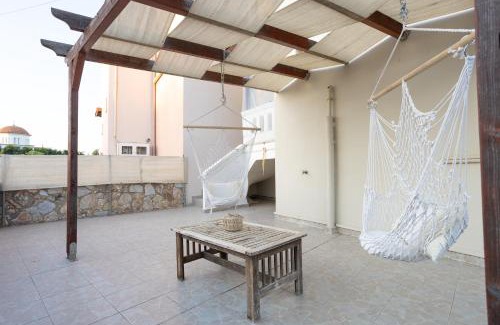 Gerani Apartment | Sofia's seaview house