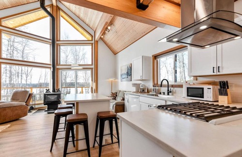 Willow Apartment | Sojourn Cabin~Recreational Haven
