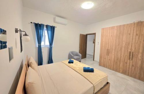 Bugibba Apartment | Solaria San Paul's Bay - Beachside living - central location