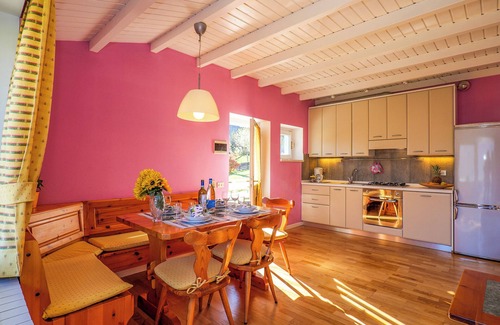 Colico Piano Apartment | Sole 1 Terrace Holiday Apartment with Pool
