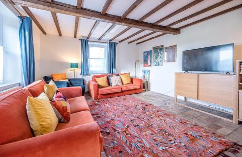 Woodbridge House | Solebay House, Tunstall