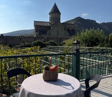 Mtskheta House | soleil d'or