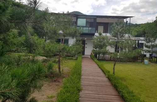 Buk House | Solnanggu Pension