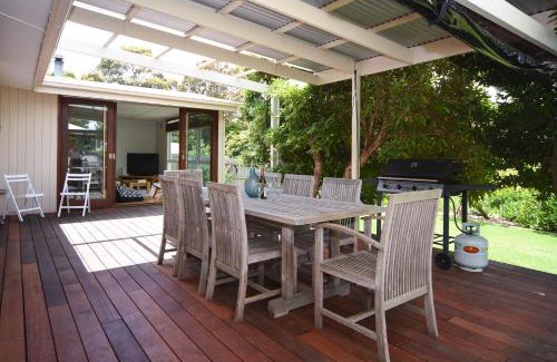 Somers House | Somers Beach Retreat