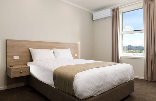 Somerset Hotel | Somerset Hotel