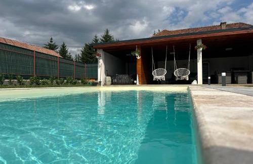 Armaseni Noi Apartment | Somogyi Apartman