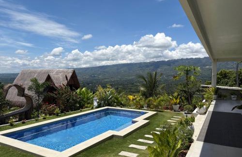 Badian House | Sondela Cabin Lambug Room 1
