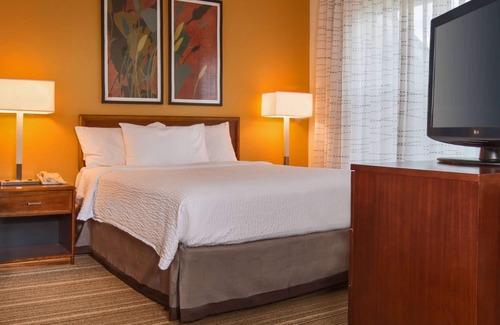 Charleston Hotel | Sonesta ES Suites Charleston