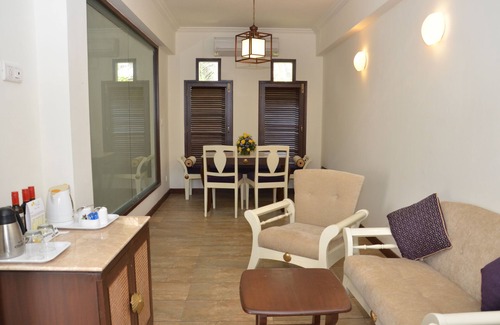 Gauravaddo Resort | Sonesta Inn