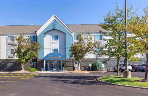 Earth City Hotel | Sonesta Simply Suites St Louis Earth City