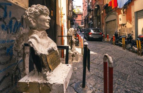 Quartieri Spagnoli Bed & Breakfast | Song House centro storico 2 pax