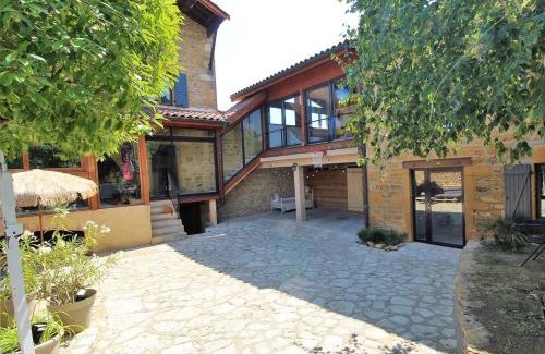 Beaujolais Pierres Dorees Bed & Breakfast | Songes de vigne