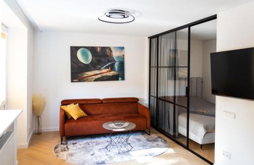 Zarasai Apartment | SongInn Lake Apartment