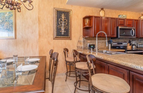 Oriente Condo | Sonoran Sun E-102 Sunny Surprise Spacious Ground Floor Ocean Front Condo