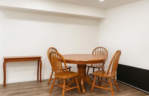 Sooke Apartment | Sooke Mountain View Suite