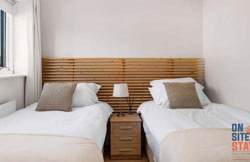 Downham House | Sophisticated 3-BR w. Parking