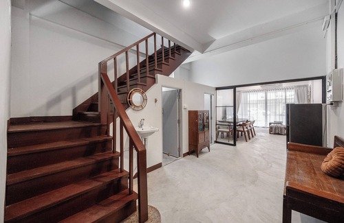 Wang Burapha Phirom Apartment | Sorrento Bangkok Old Town MRT Samyot