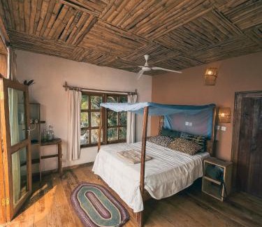 Nkhata Bay Hostel | Soul Rebel Lodge & Backpackers