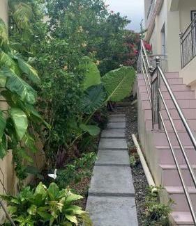 Badian House | Soul Travellers Dagatan Guesthouse