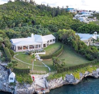 Smith's Villa | Sound Winds private oceanfront estate with private tennis court & swim dock Property overview