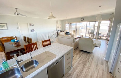 Port Hughes House | South Beach Escape - Port Hughes - Entire Home