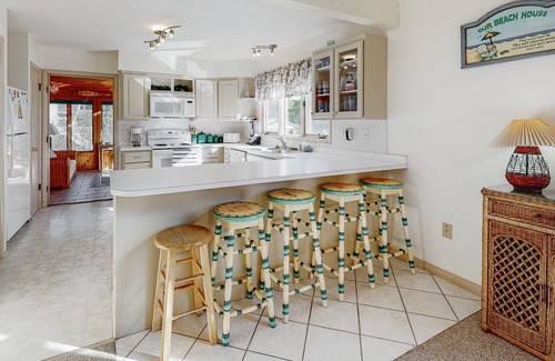 South Bethany Harbor House | South Bethany canal-front house w/grill, boat dock, and outdoor shower