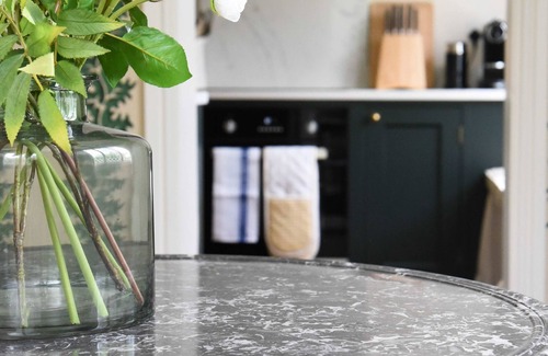 Henley House | South Lodge North Lodge Luxury Accommodation