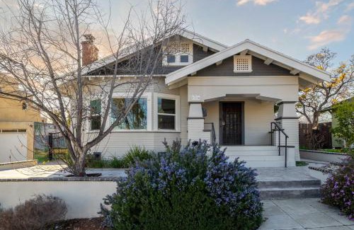 South Park House | South Park Charmer - Close to Zoo - Backyard Oasis