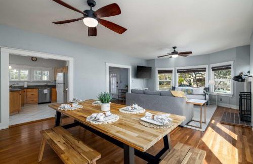 South Park House | South Park Charmer - Close to Zoo - Backyard Oasis