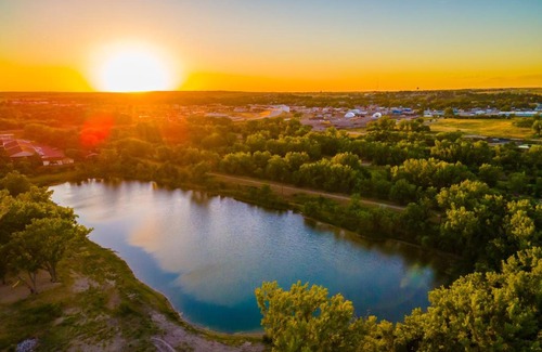 Ogallala Hotel | South Platte Cabins & Kennels