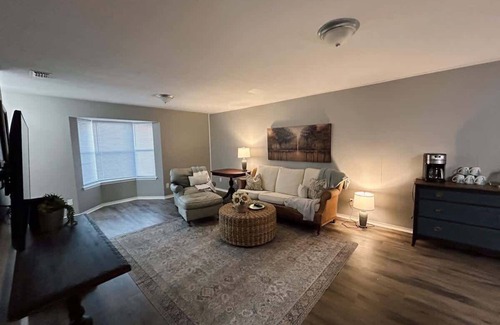 Tyler House | South Tyler Bungalow