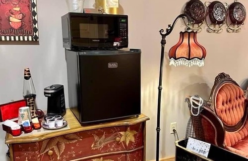 Stanardsville House | Southern Belle Rm. 101