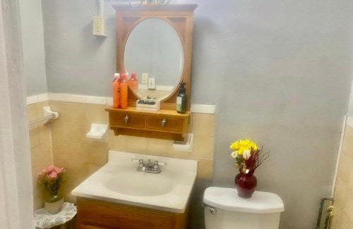 Hartford Apartment | SouthFrank