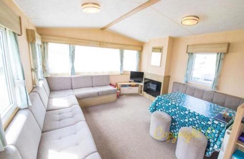 Camber Resort | SP84 - Camber Sands Holiday Park - 3 Bedroom - Sleeps 8 - Private Parking
