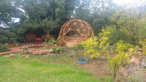 Amirim House | Spa in The Woods - B&B in Amirim