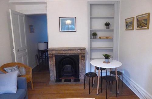 Anatole France Danton Apartment | Spacieux T2 proche gare
