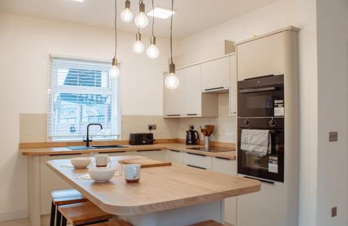 Headingley House | Spacious 13-Bed in the Heart of Headingley