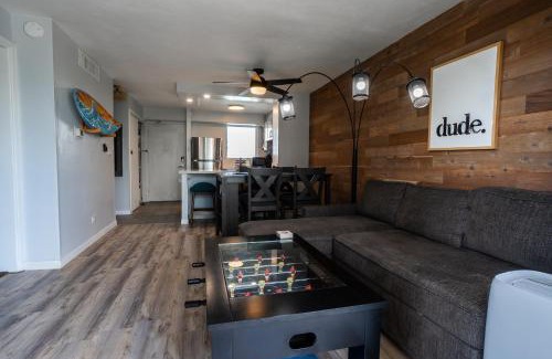 McCully - Moiliili Apartment | Spacious 2 Bedroom, 1 bath Waikiki Condo